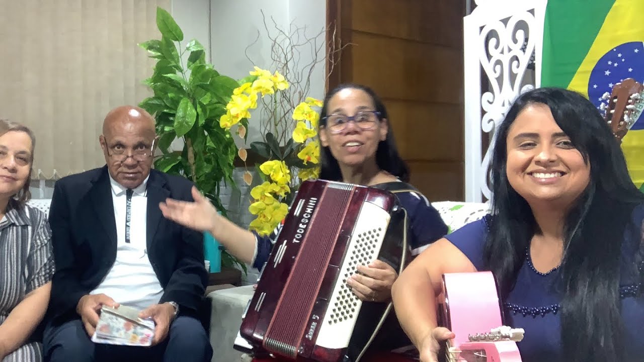 Live da vitória Sofia Cardoso , Patricia Varandy , Pastor Moisés e esposa Célia (londres) 12/11/20