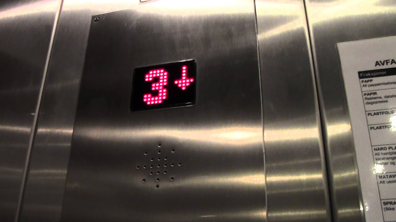 KONE (mod. by: Elevator AS) Roped Hydraulic elevator @ Torvbyen Shoppingcenter, Fredrikstad, Norway.