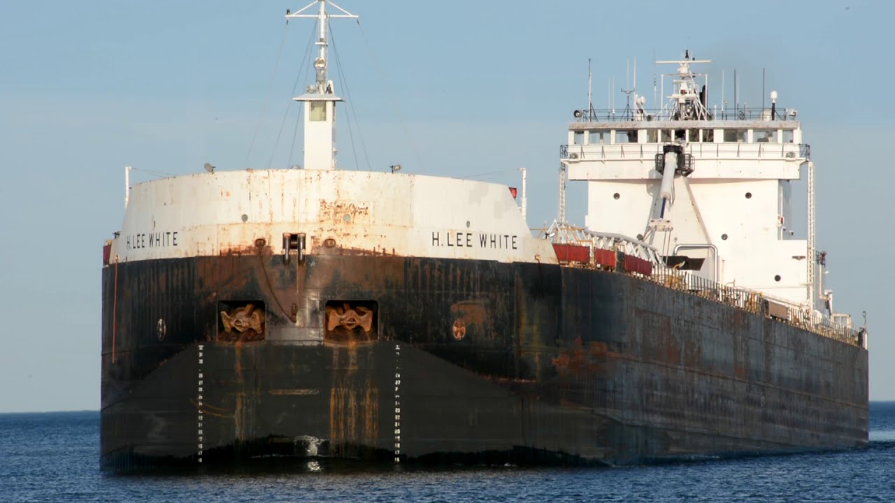 H LEE WHITE Bringing Coal