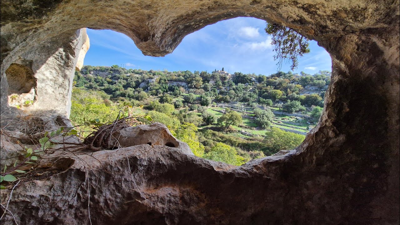 Ipogei di C.da Gisirella - Cava Ispica - Modica (RG)