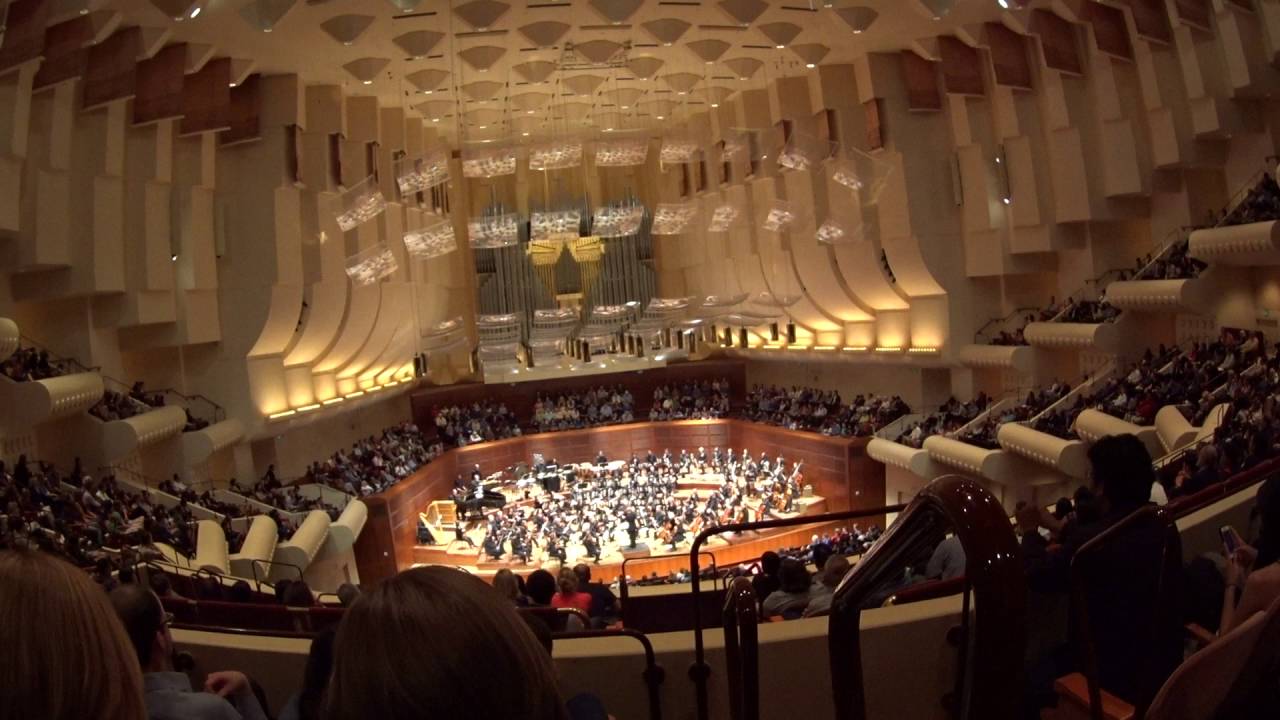 SF Symphony Performs Rey's Theme from Star Wars: Force Awakens