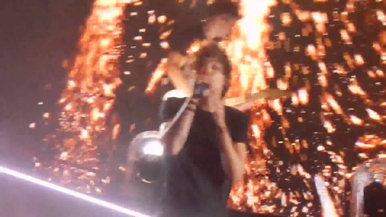 Best Song Ever - One Direction 8/5/14