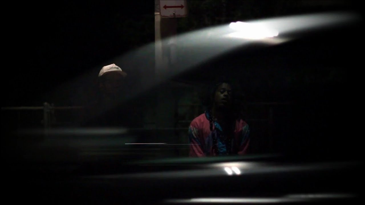Ahwlee - on_foot w. pink siifu | Life2