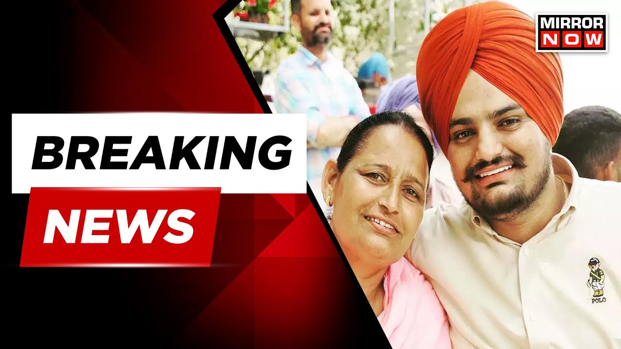 Breaking News | Late Sidhu Moosewala's Parents Stage Protest Outside Punjab Assembly | English News