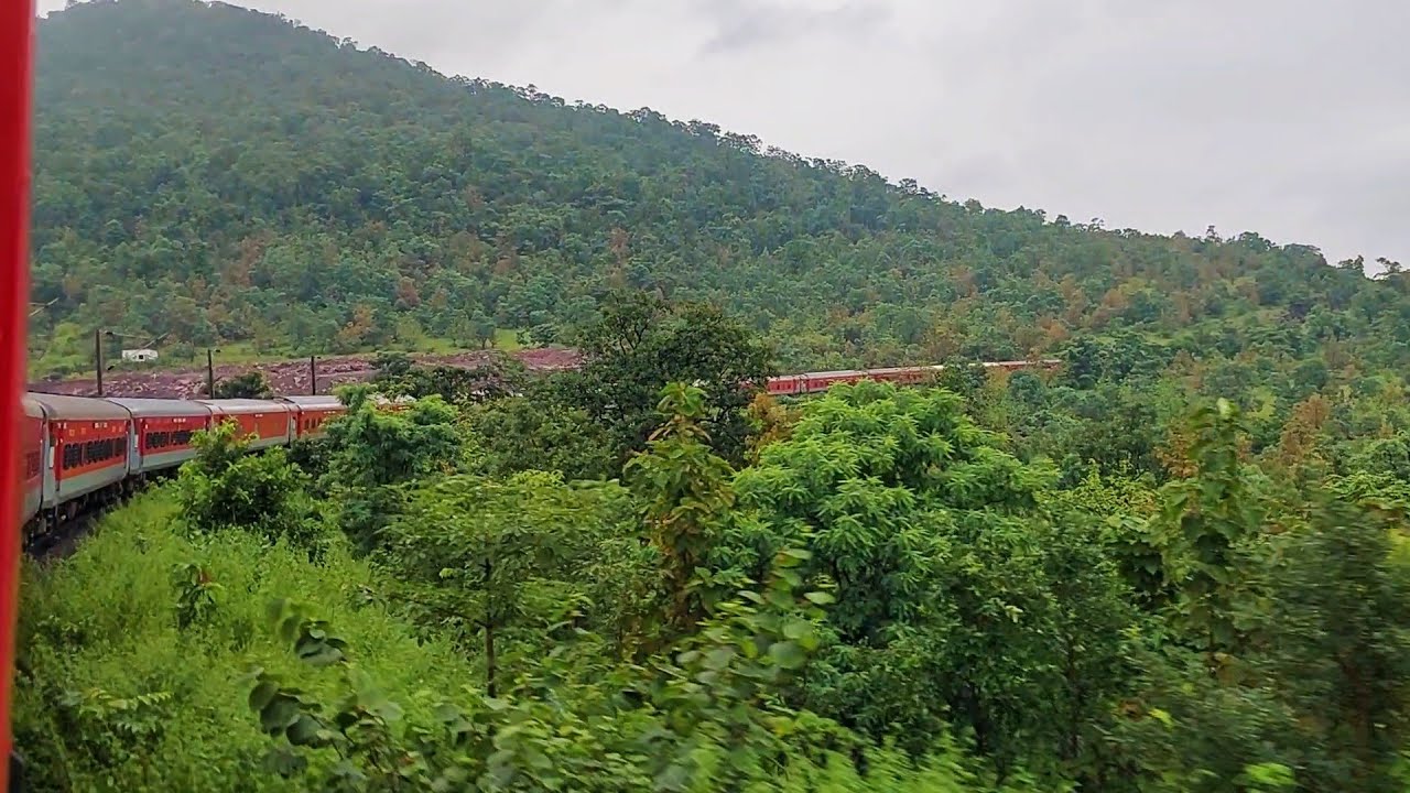 Budni Ghat Monsoon Journey | Punjab Mail | Itarsi - Rani Kamlapati