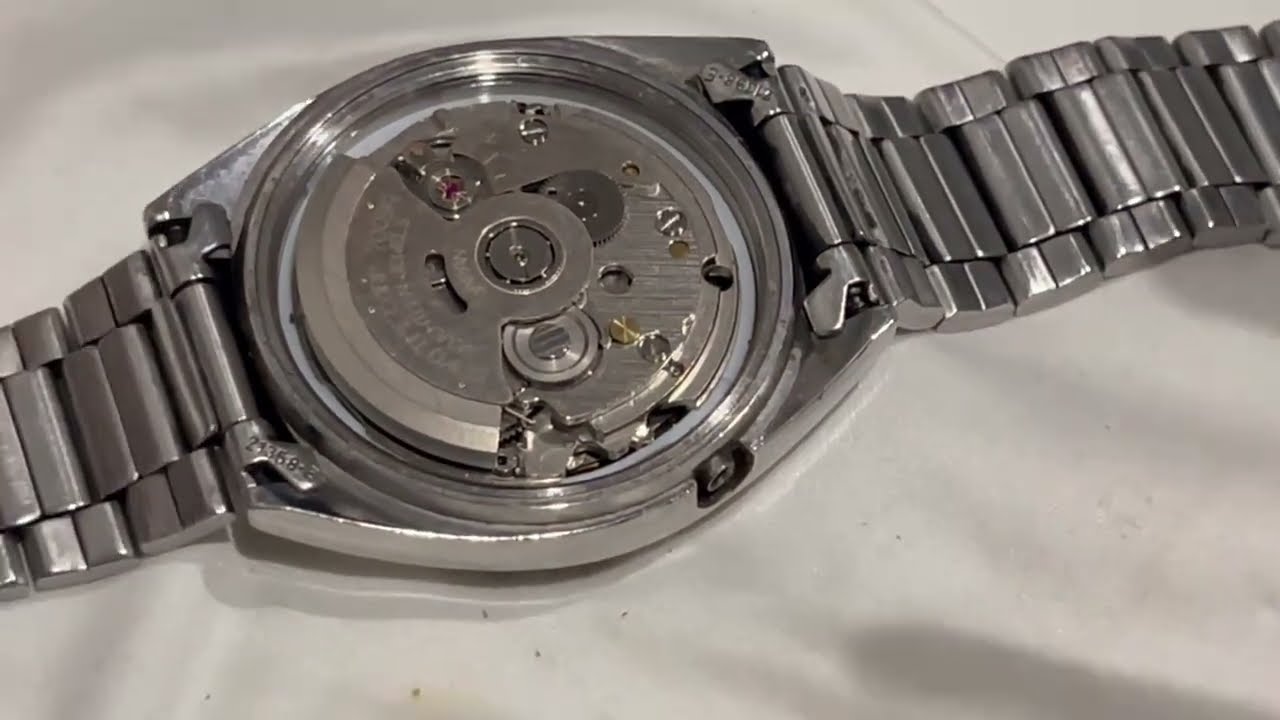Vintage Seiko 7009 Movement  | How to Remove the Movement | Remove the Crown,Stem DIY
