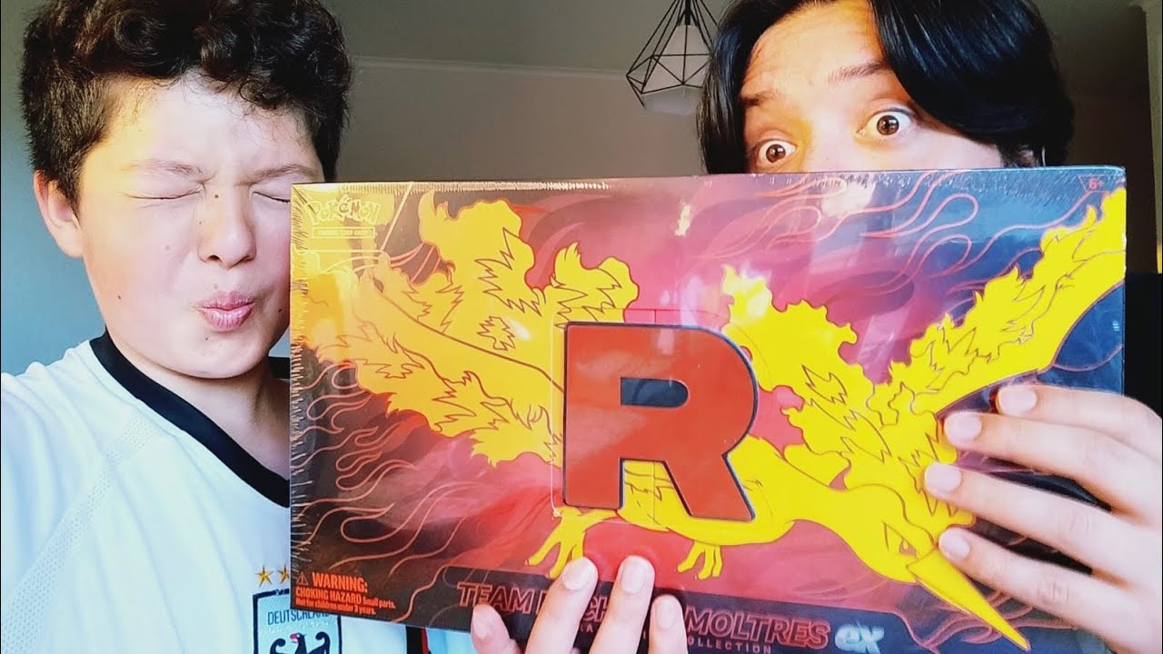 UNA LOCURA LA NUEVA UPC MOLTRES! 🔥 #pokemon #upc #moltres #unboxing 