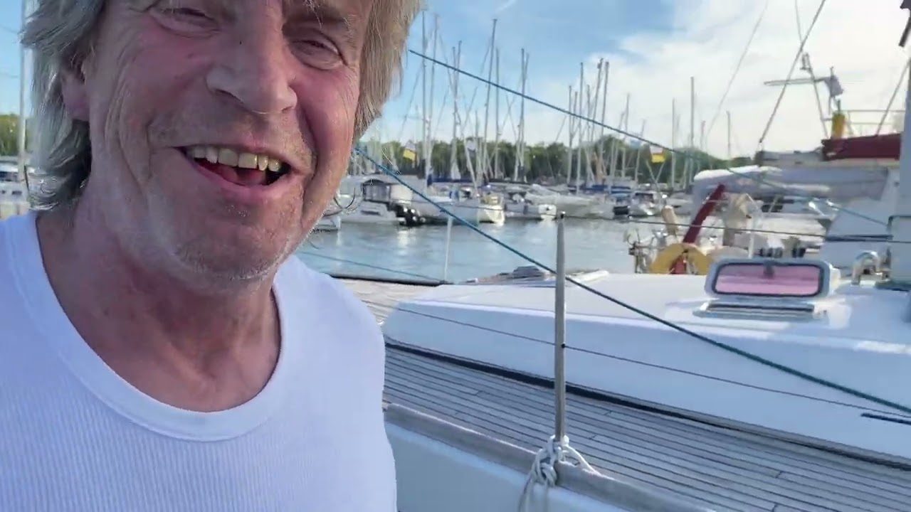 Sailing Saratoga - Dufour 425 Grand Large Yacht - Tour of exterior of yacht and deck areas