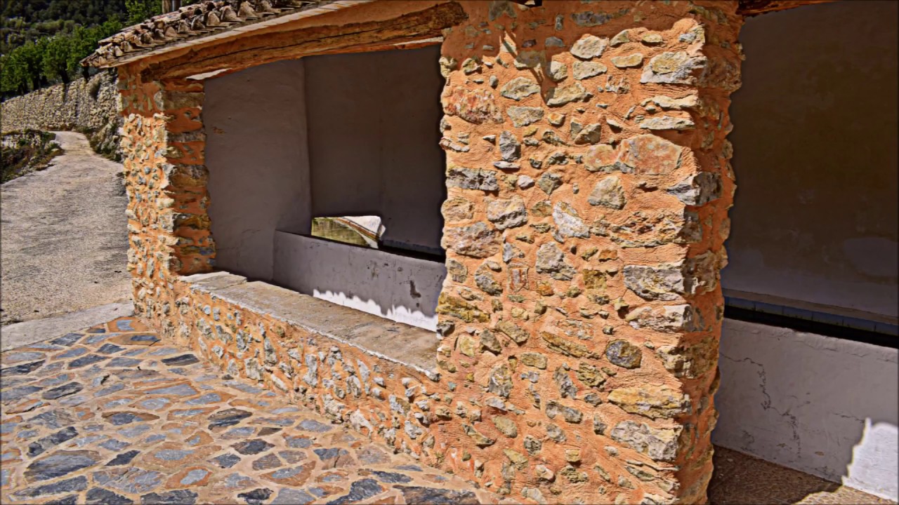 ALCOLEJA - El Comtat. Font i Llavador. Lavaderos públicos de la Comunidad Valenciana.