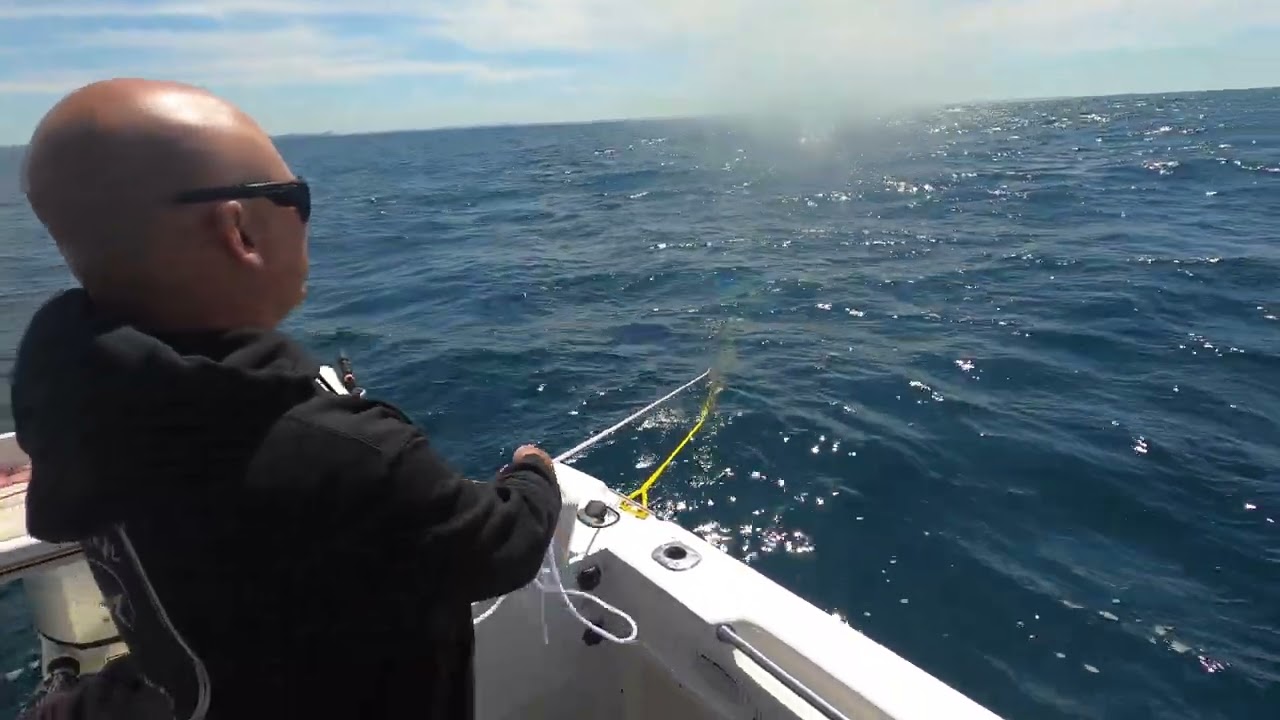 How to use a Sea Anchor - BaldMan Fishing