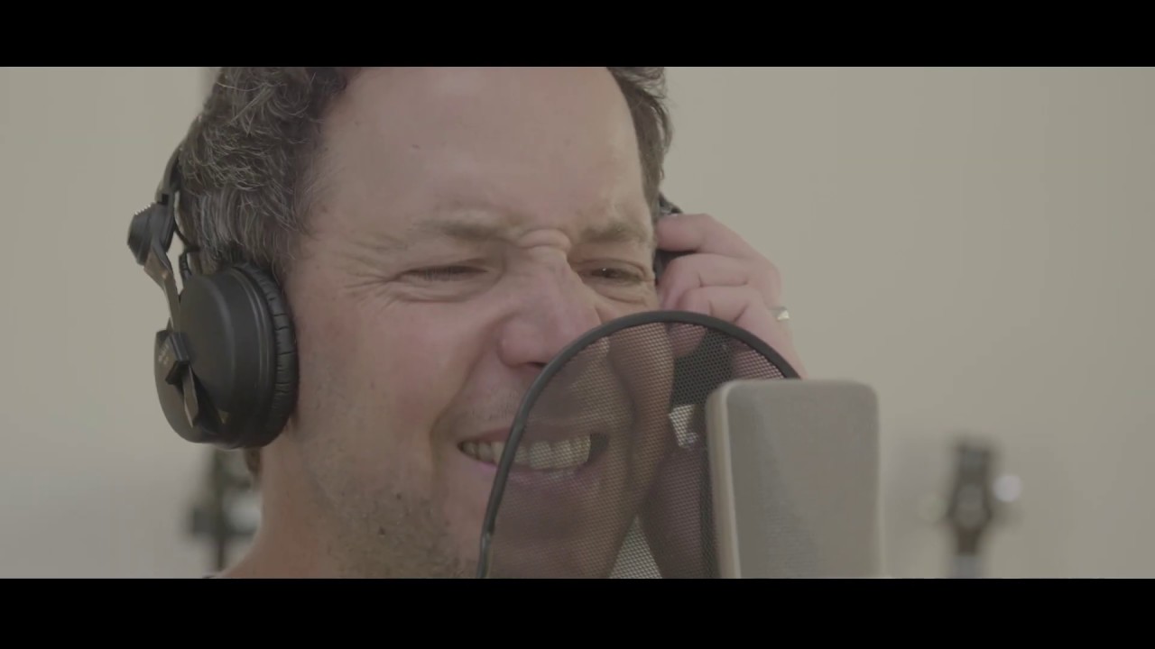 RACETIME - SNOWTIME 2 | Simple Plan - Bigger (Music Video)