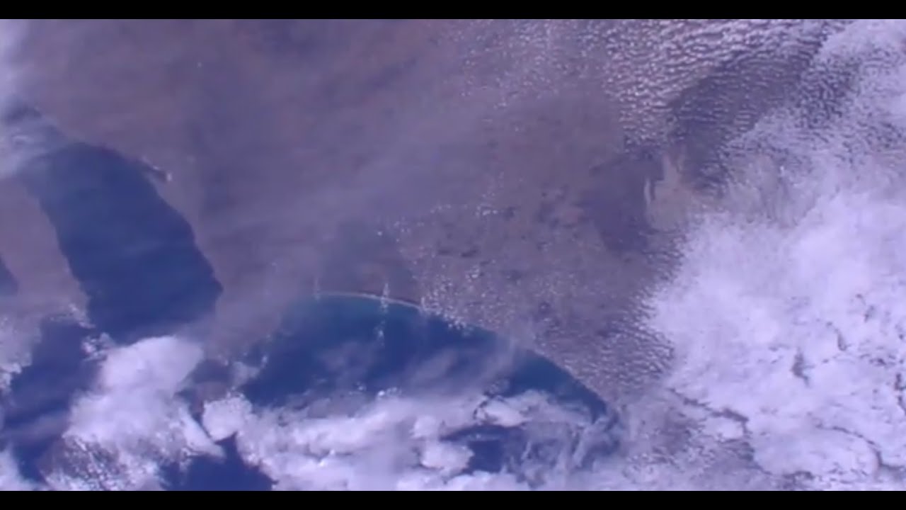 Big Black UFO appears!Nasa Cuts live Feed!!2015
