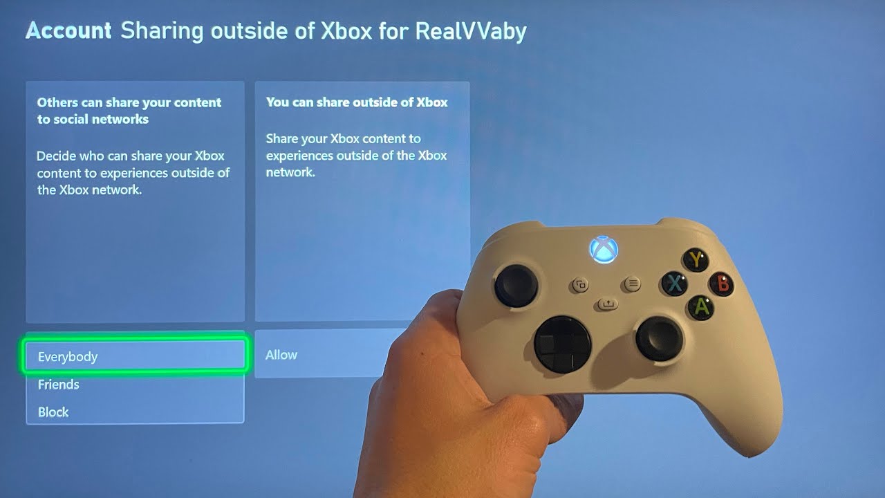 Xbox Series X/S: How to Change &ldquo;Others Can Share Your Content to Social Networks&rdquo; Privacy Setting!