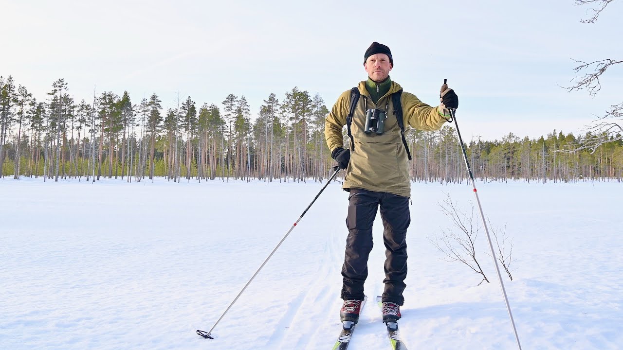 About Binoculars, Skiing, and Coffee on the Trangia Triangle Stove