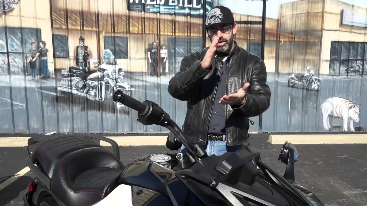 2015 Can-Am spyder F3 overview