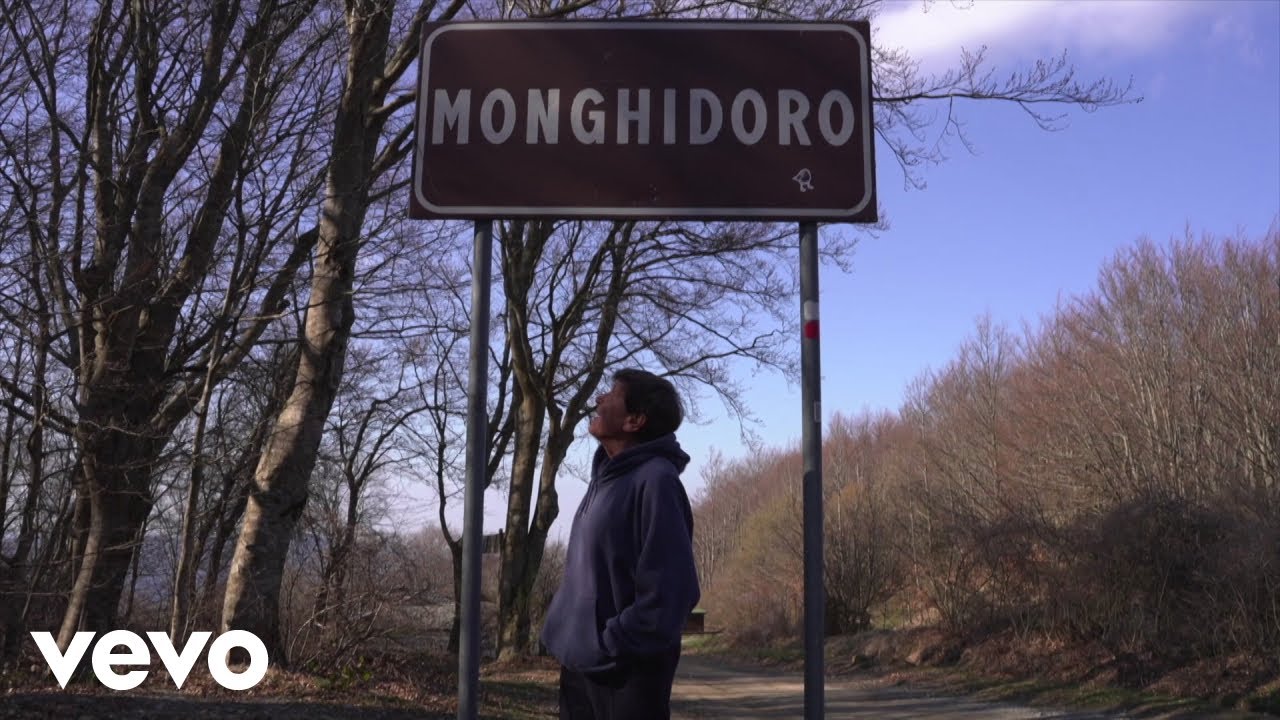 Gianni Morandi - Monghidoro (Official Video)