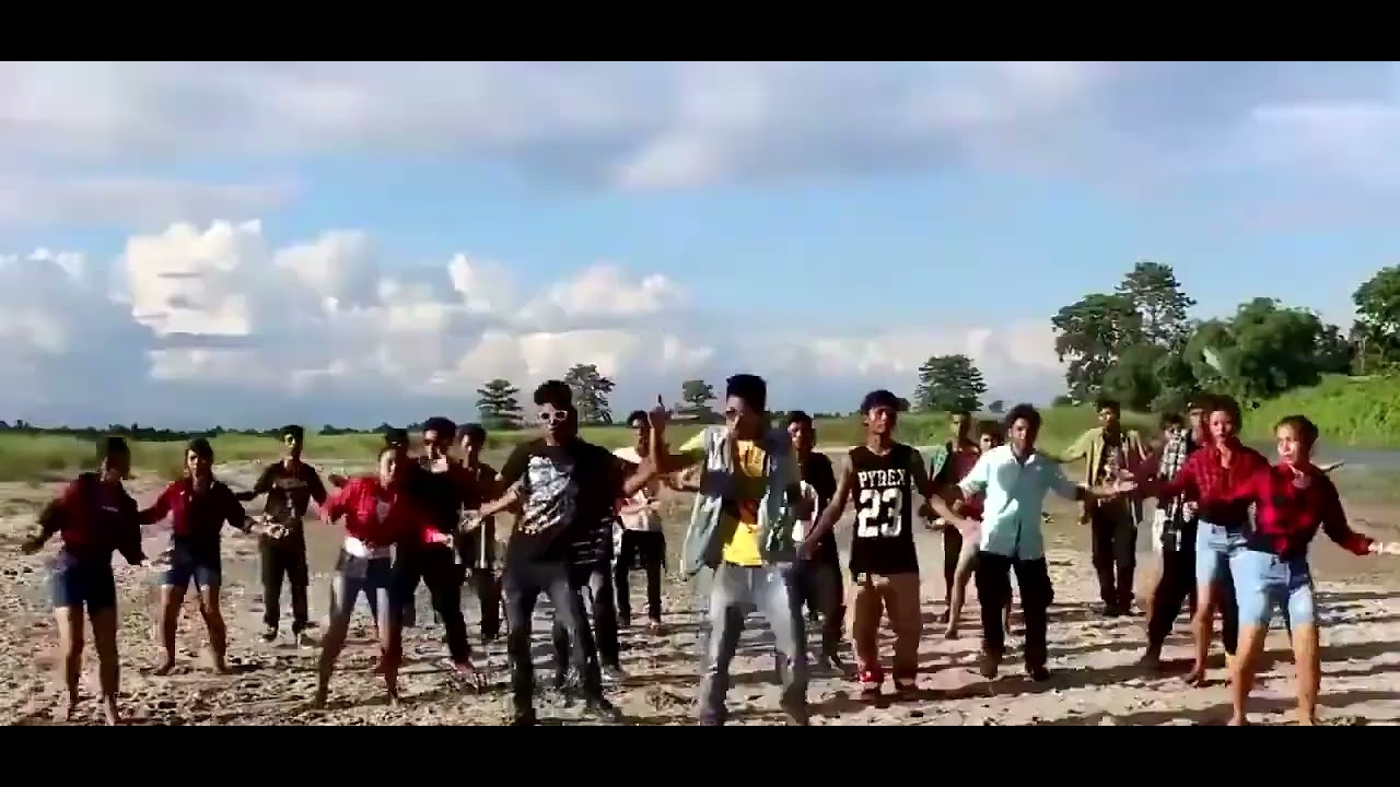 Party On The Road Side Full Video Song Roasted By Carryminati |#partyontheroadside #carryminati |
