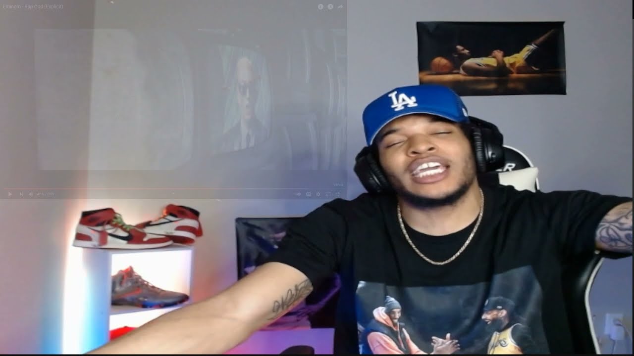FIRST TIME HEARING EMINEM - RAP GOD (REACTION)