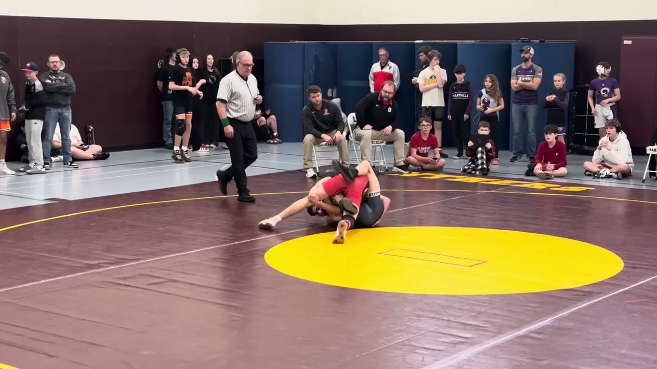 Davis over Corbin Phillips (Dec 12-7) IESA state qualifier 2025 @95 lbs (part 2)