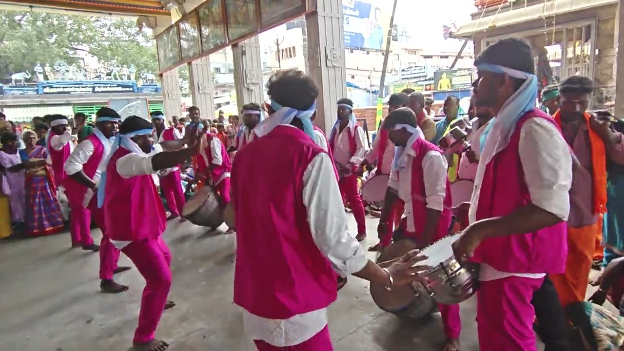 Tamilanda jikkatta kalaikulu🙏🦚 Velmurugan Palani pathayathirai arumugakavadi Kulu🙏🦚❤️‍🩹🥹🔱