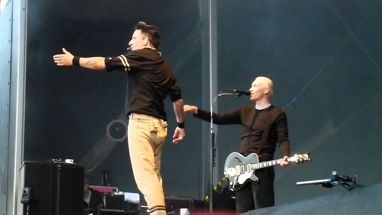 Die Ärzte - Ansage / Publikumsmobbing (24.08.2012, Hamburg, Trabrennbahn Bahrenfeld)