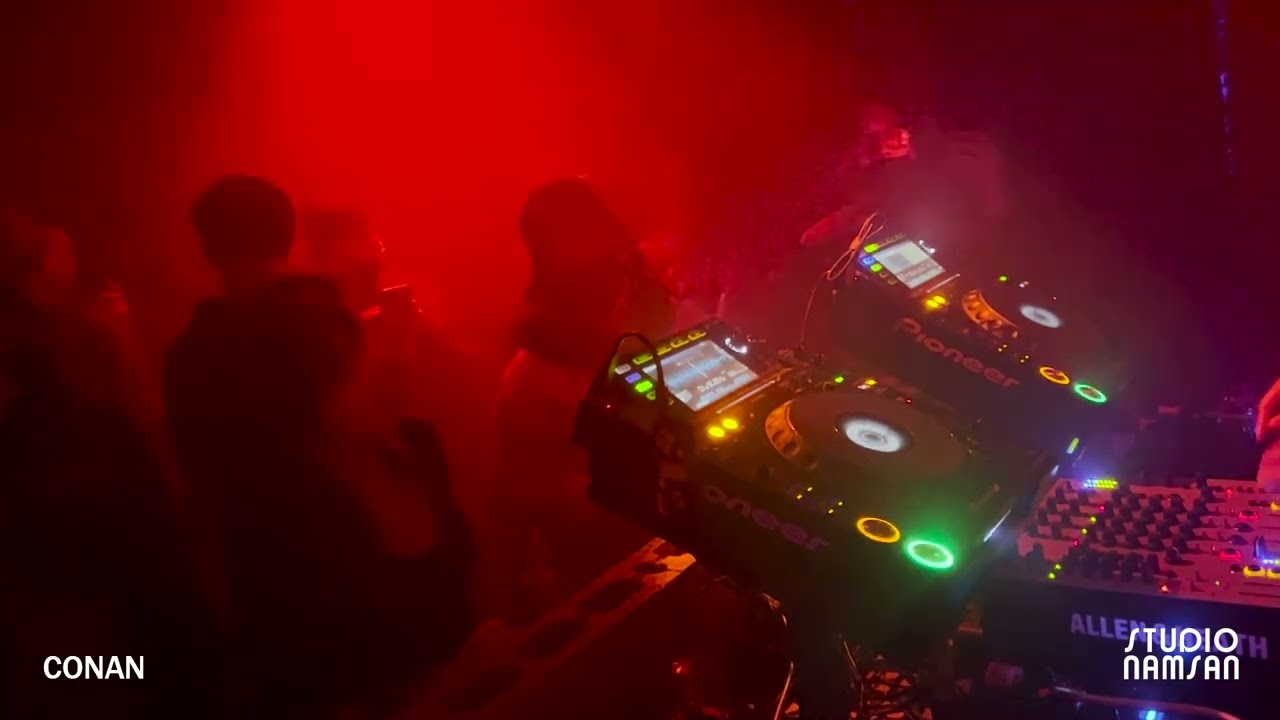 Live at Tunnel : Conan (Mach 2022)