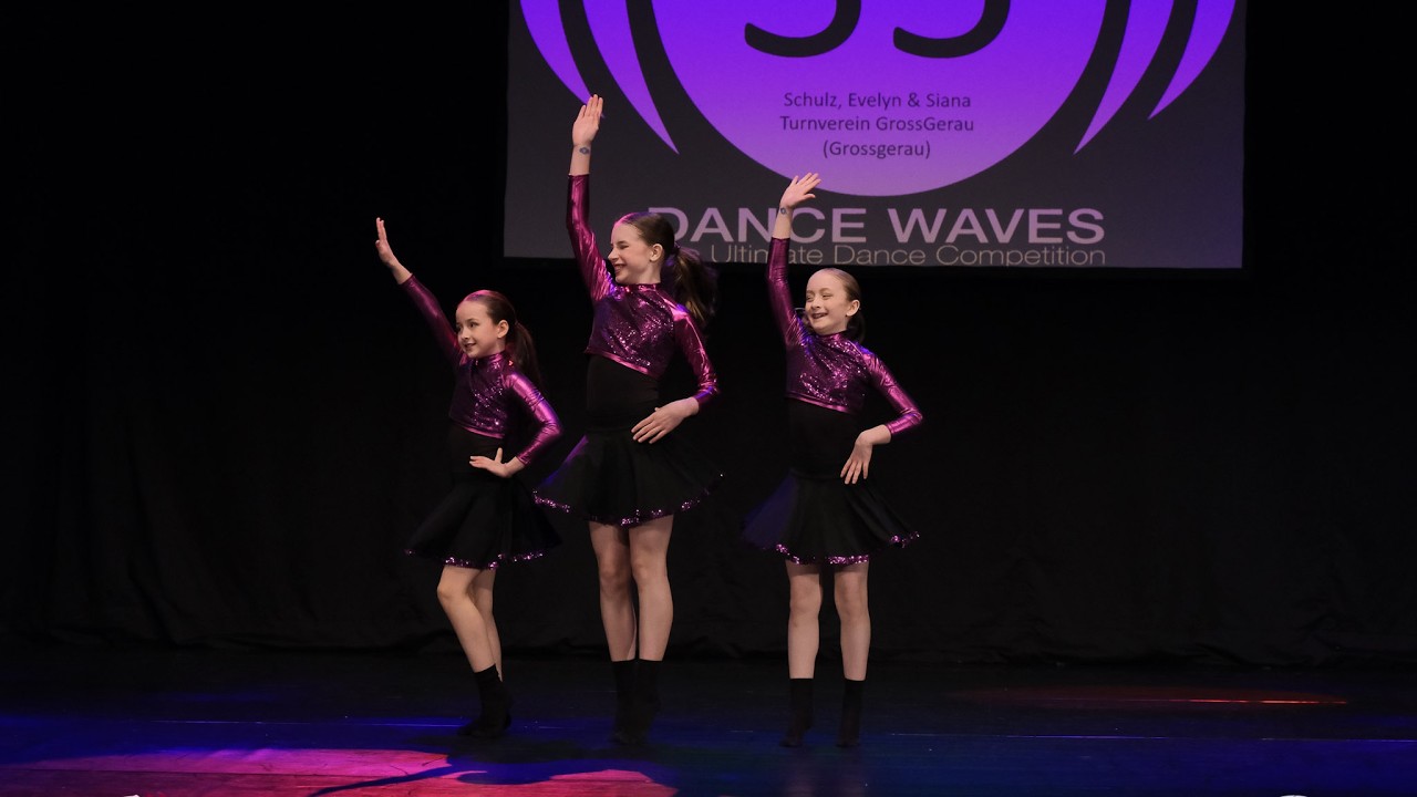 25-26 Qualifier 3 DE - Schulz, Evelyn & Siana (Turnverein GrossGerau)