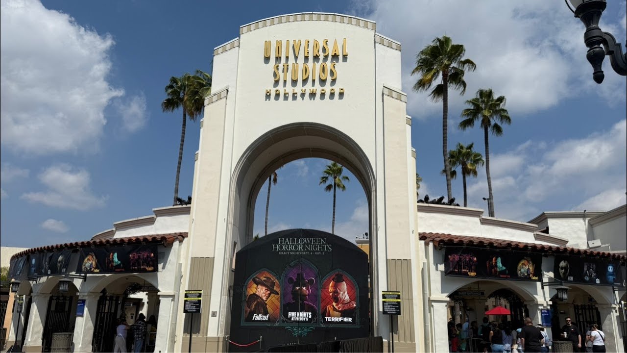 Universal Studios Hollywood- HHN