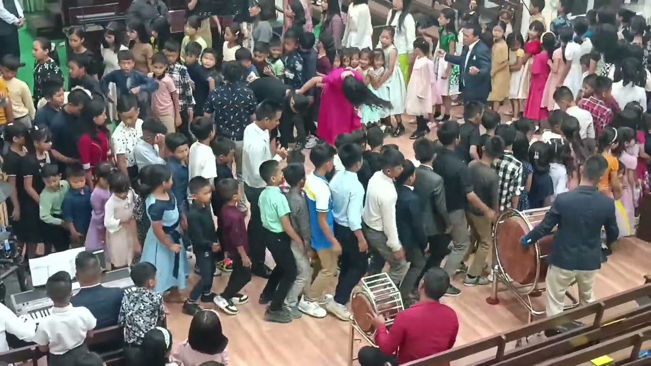 Aw khawngaihtu Pathianin