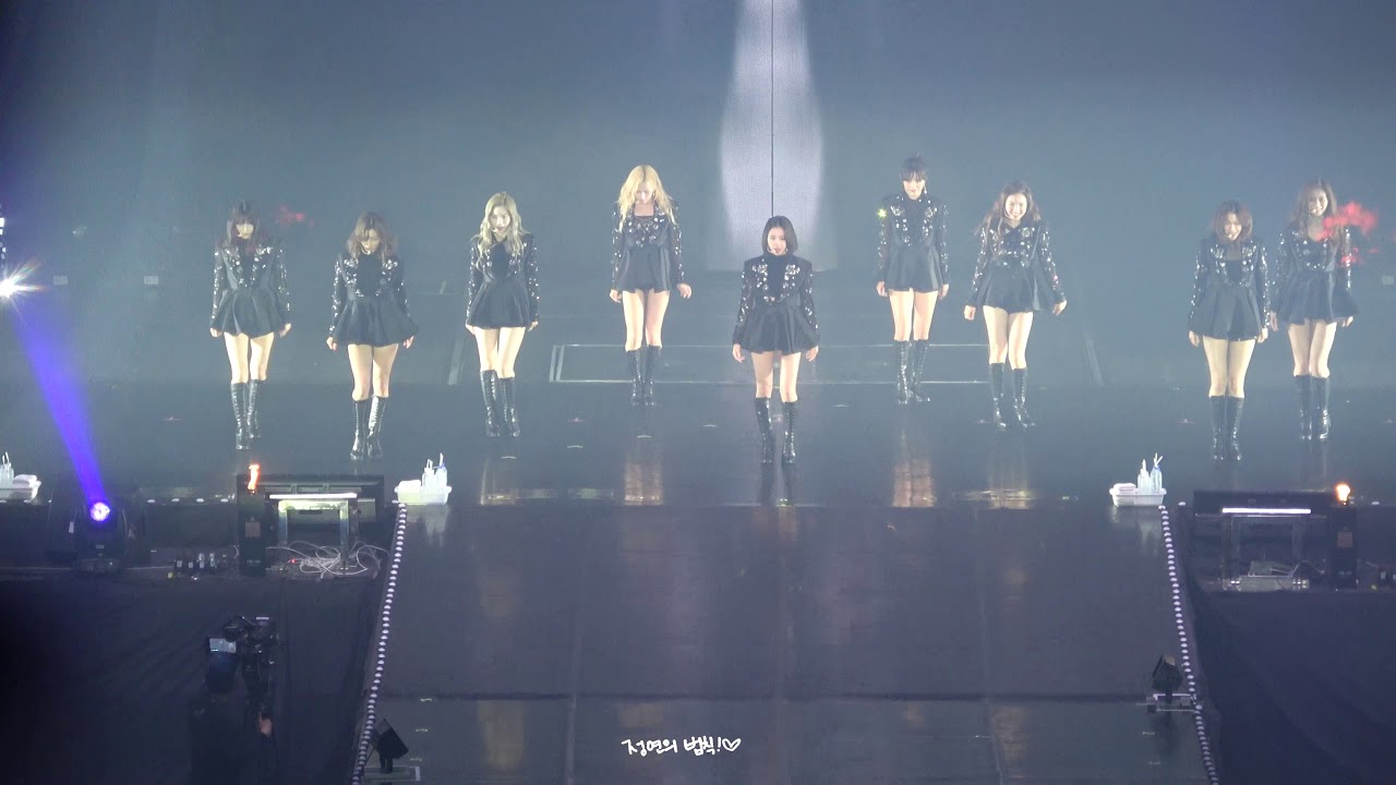 190615 TWICE LIGHTS IN BANGKOK 