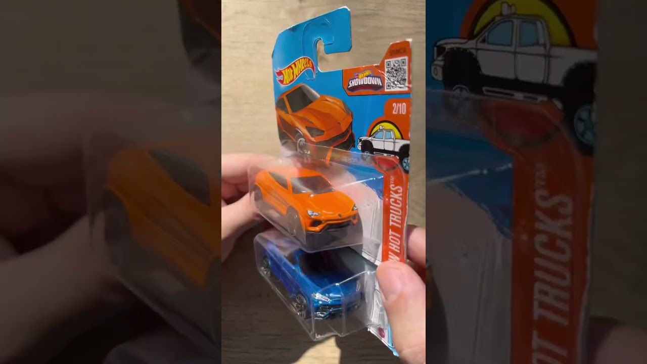#shorts #hotwheelsovich два совершенно разных Lamborghini Urus от компании #hotwheels