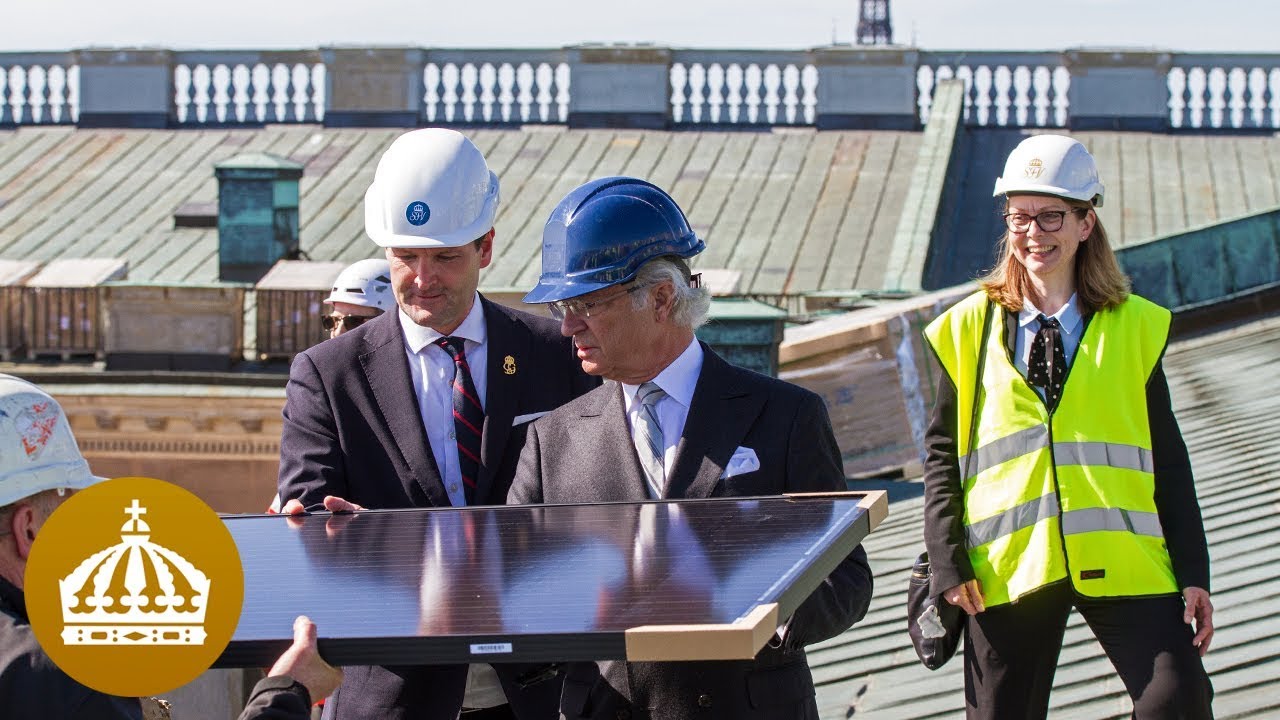 Solceller på slottets tak (Textad på svenska)
