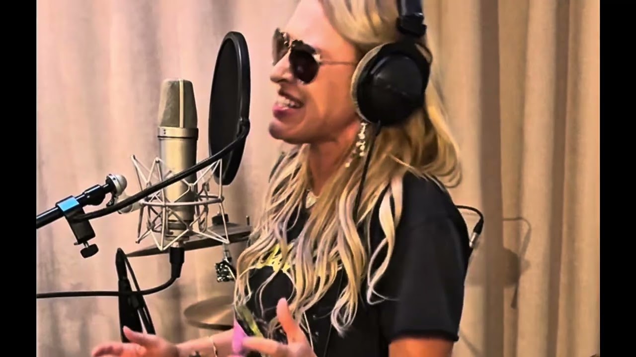 Pray For Me - Aimee Jane Williams - ￼ official music video- London, Master