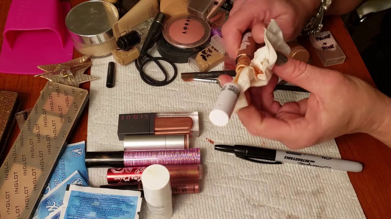 ASMR- Belated Makeup cleaning and rummage while on the road - no talking