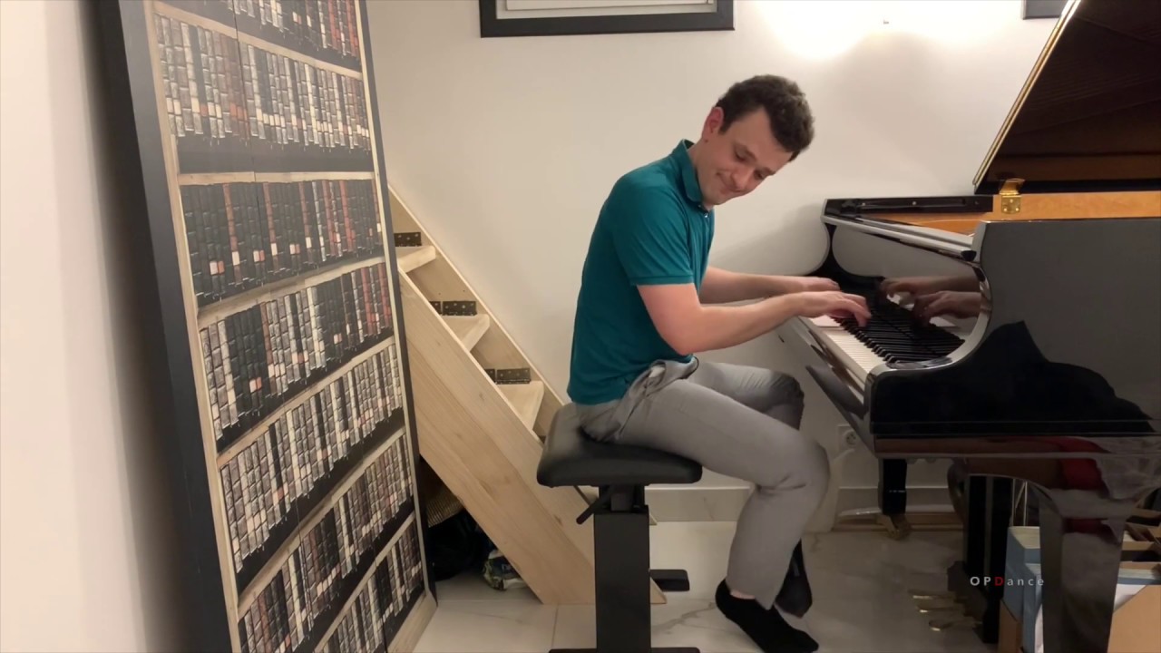PARODY TCHAIKOVSKY SWAN LAKE LITTLE SWANS BY LOUIS LANCIEN
