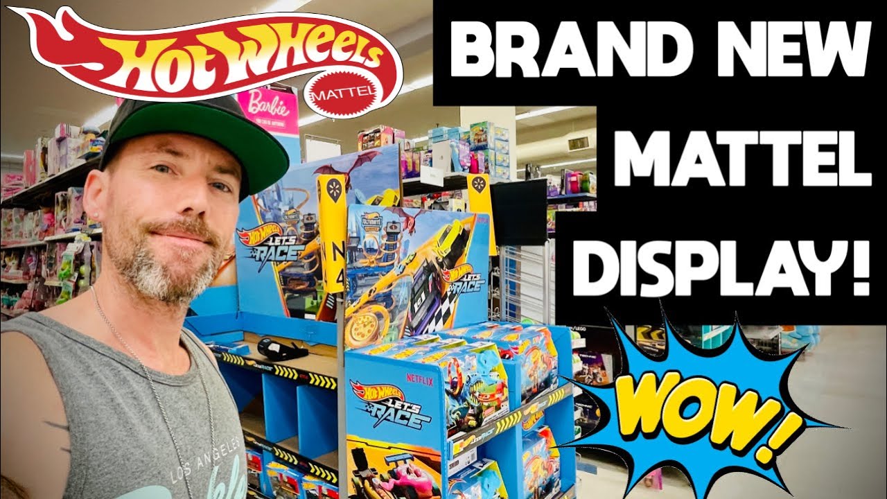 I FOUND A BRAND NEW MATTEL HOT WHEELS DISPLAY AT THE WALMART!! NEW NASCAR AUTHENTIC SHIPPER ENDCAP!!
