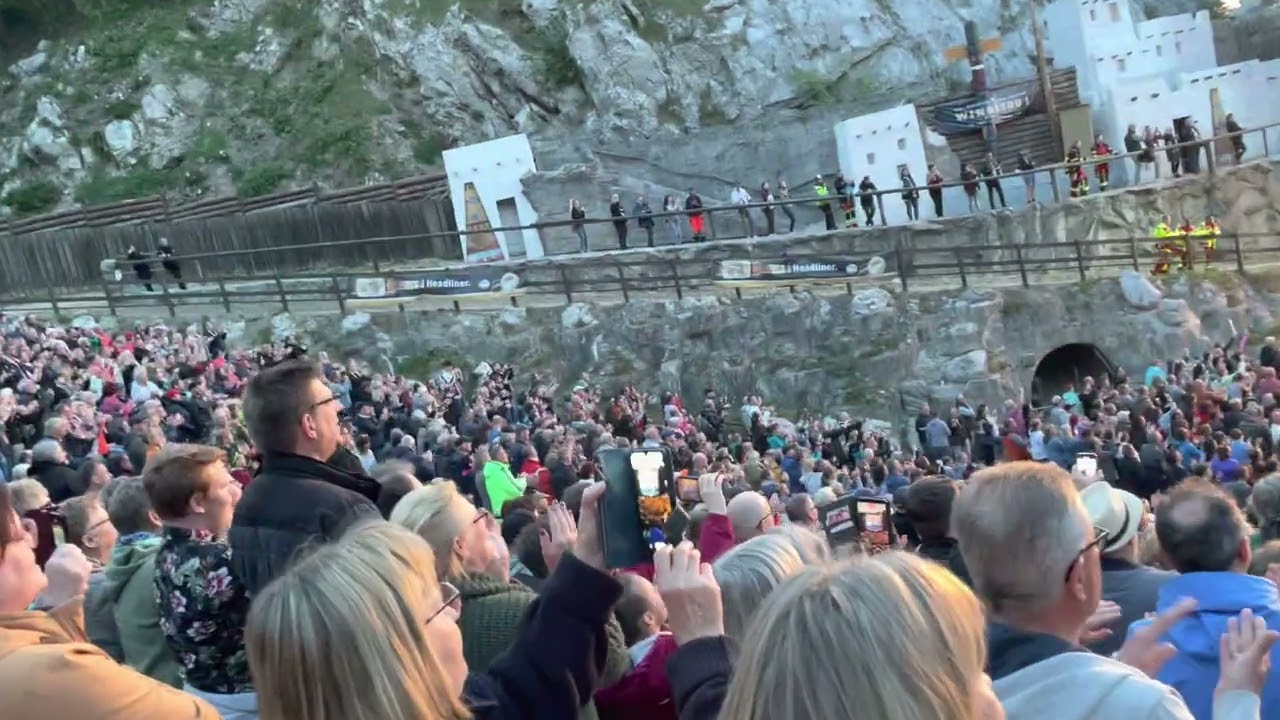 Santiano - „Es gibt nur Wasser“ live am Kalkberg Bad Segeberg