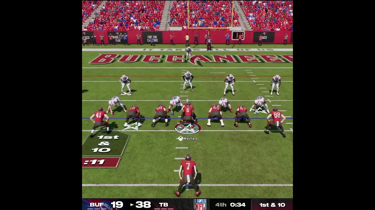 Mike Evans Makes An Insane One Hand Catch!!!