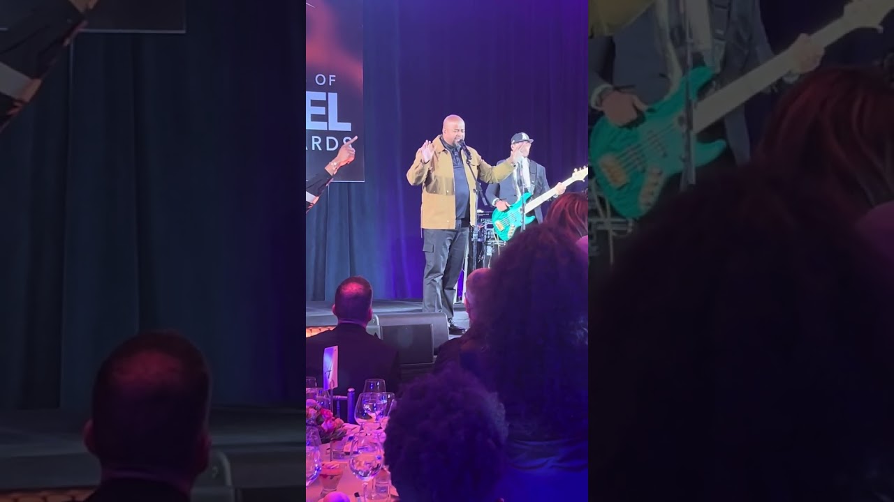 Jason Nelson pays tribute to Jonathan McReynolds ​⁠​⁠ at the BMI Trailblazers of Gospel Awards