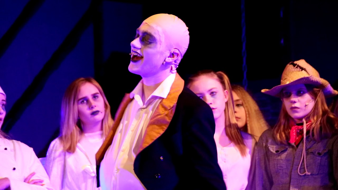 BULT - Familien Addams - 2019