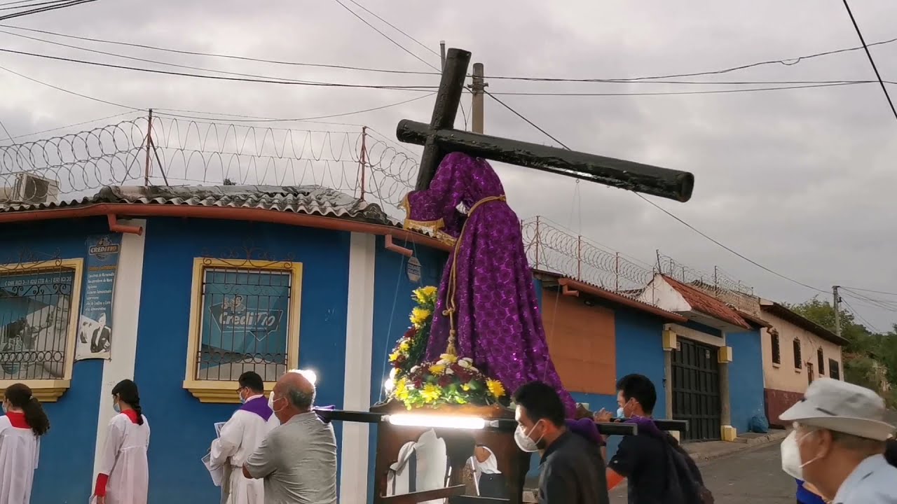 Sexto viernes de cuaresma procesion en parroquia Nuestra Señora del Pilar Sonsonate