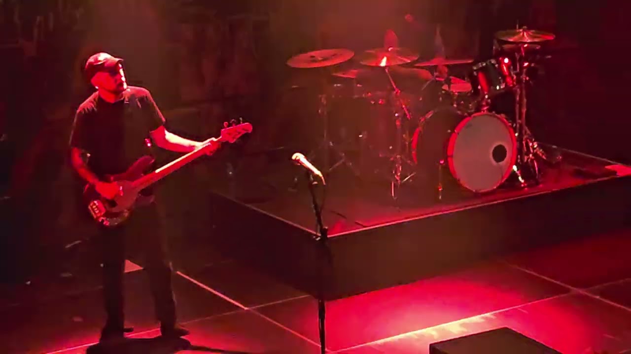 Fit for a king - Begin the Sacrifice live @ Tivoli Vredenburg Pandora Utrecht 04-08-2025