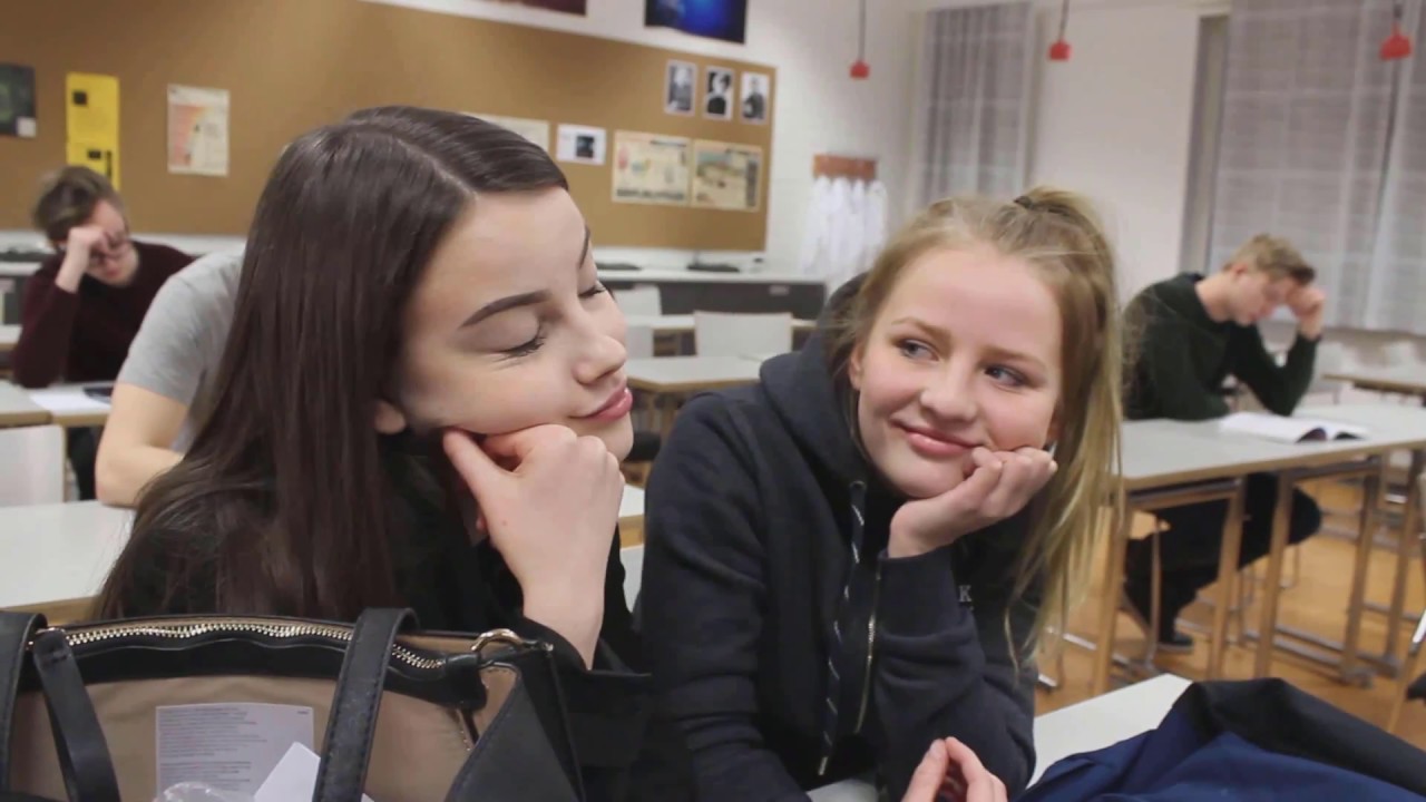 Avara Halu Haukiputaan lukio penkkarivideo