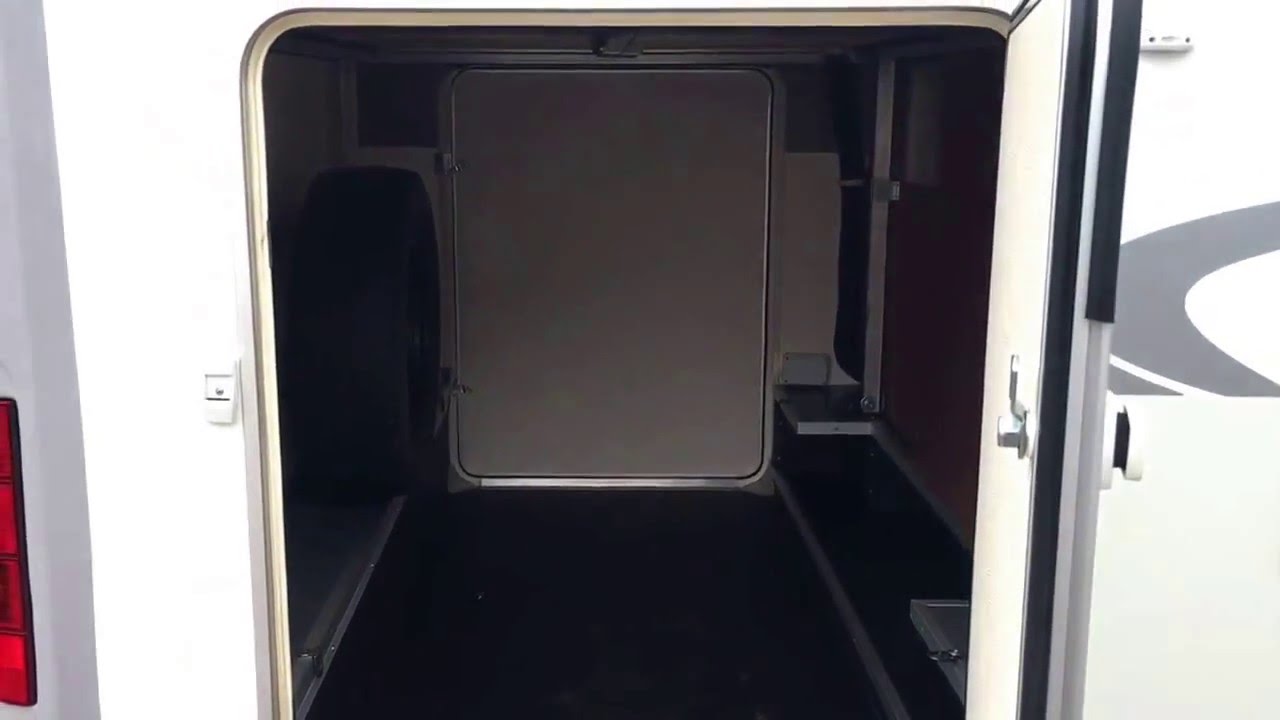 Adria vision 707 visita tutta la disponibilità su www.CAMPERIS.it