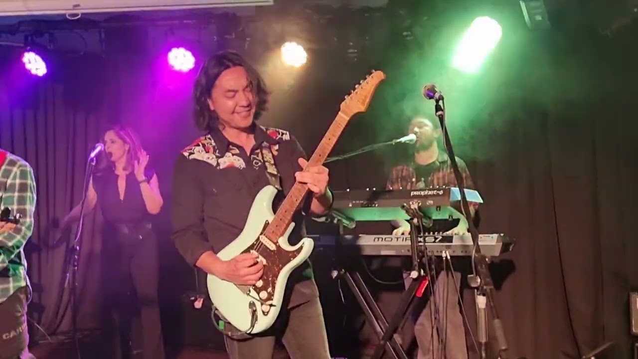 1927 - You'll Never Know - Live at Gateway Hotel Geelong 19th Nov 2022