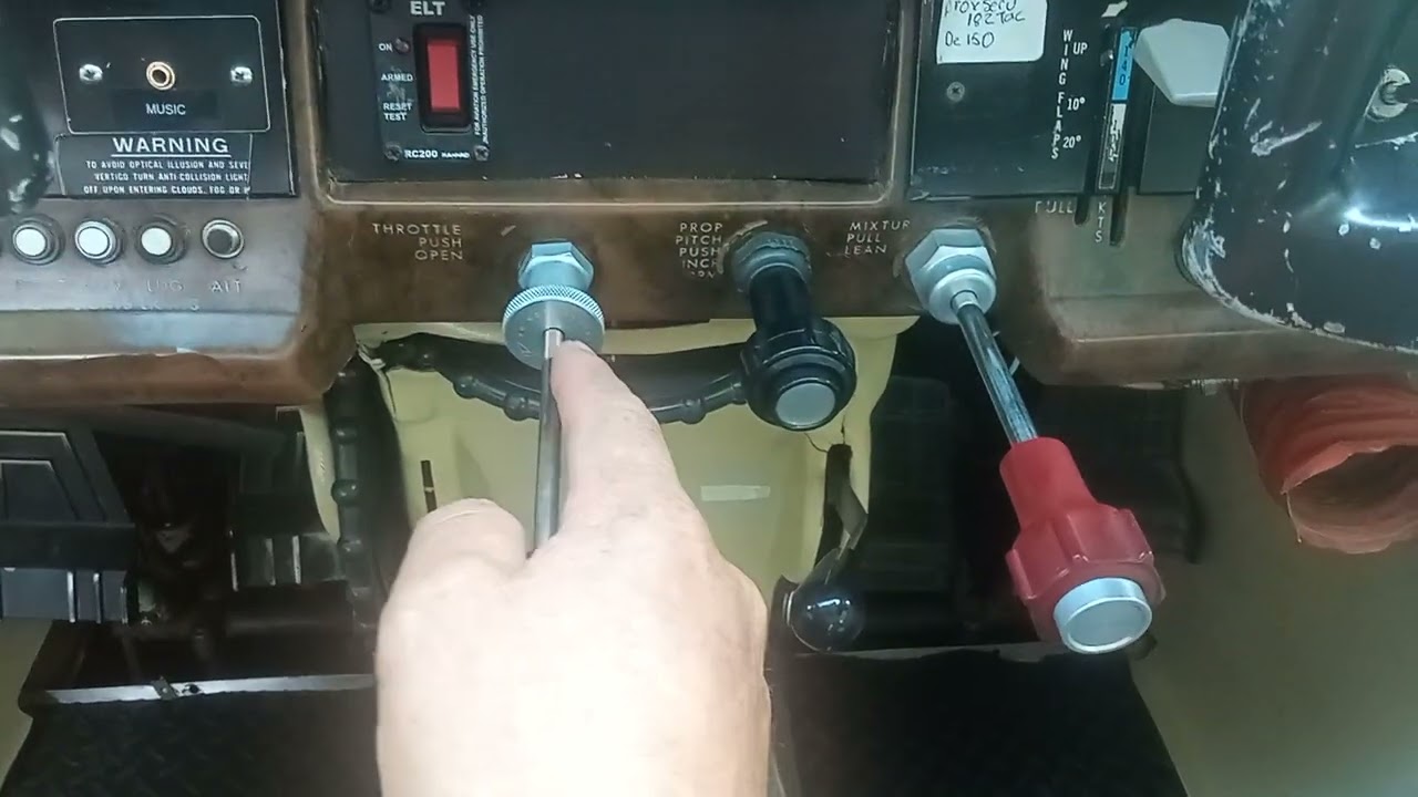 Cessna 206 controles del motor (1)