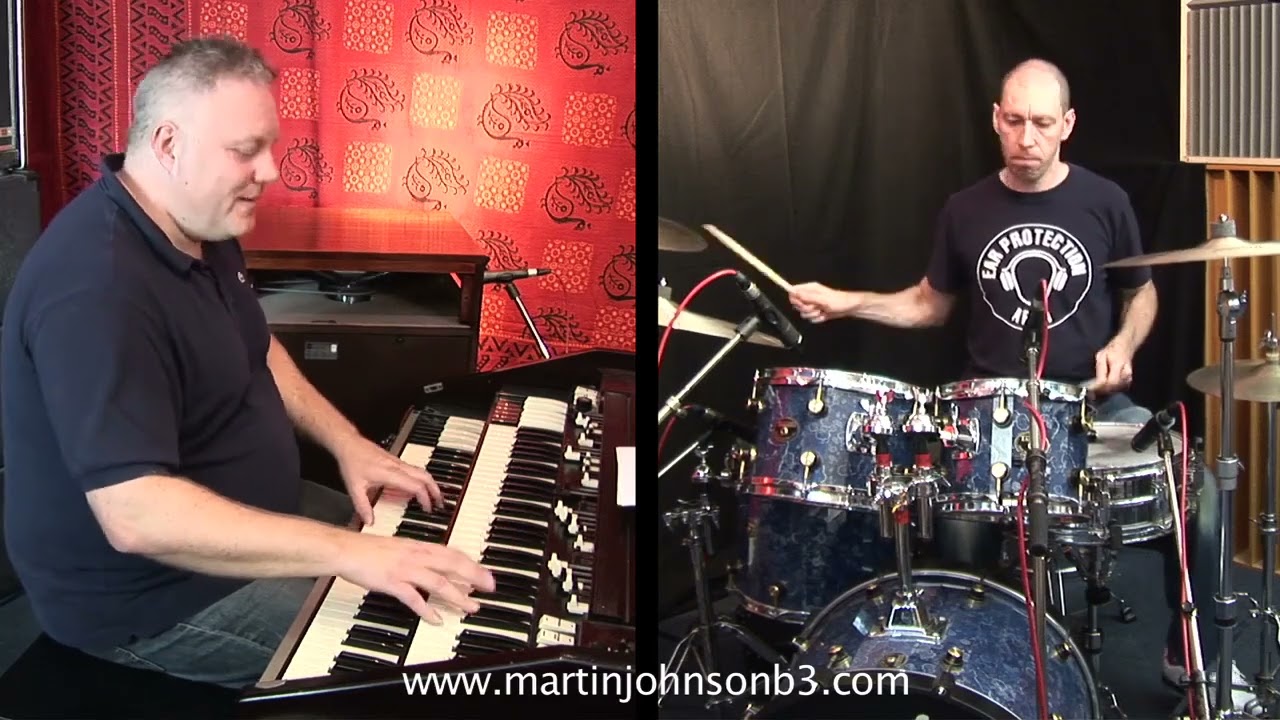 500 Miles High - Martin Johnson B3