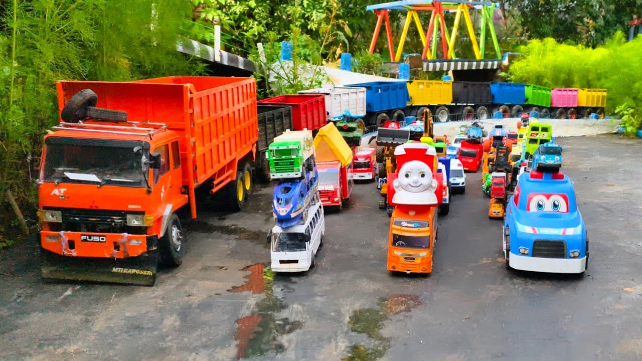 WADIDAU !!! Mobil Truk Tronton Panjang Bongkar Mainan Mobil Mobilan Truk Molen, Bus Telolet, Ambulan