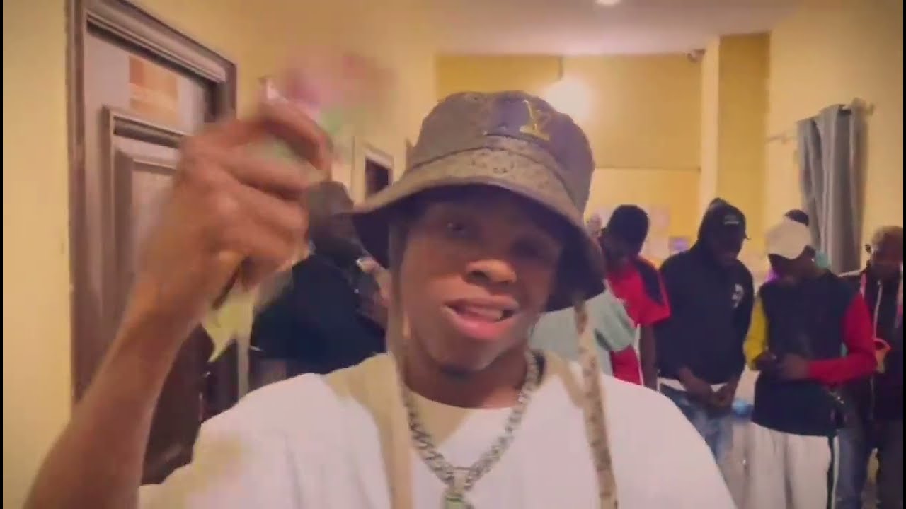 STAR BOBBY - MAIS MONEY (Visualizar)
