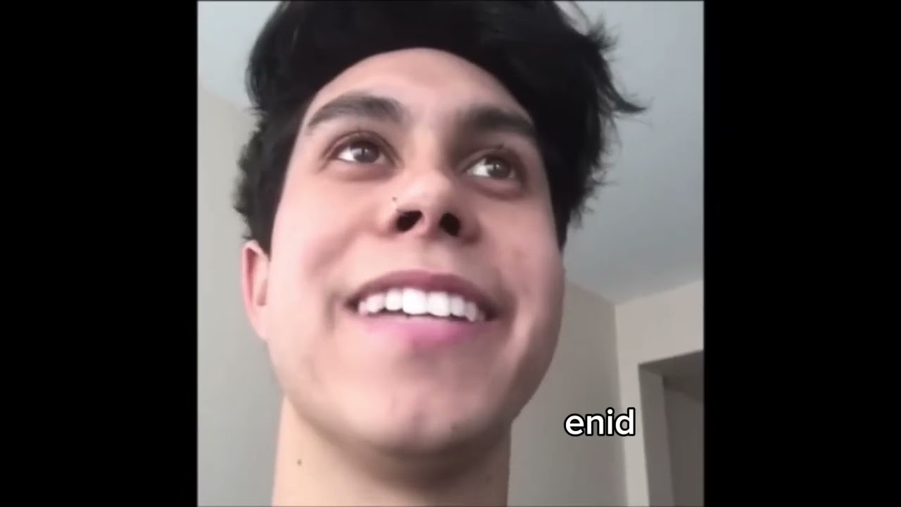 wednesday as vines bc i’m impatient for season 2